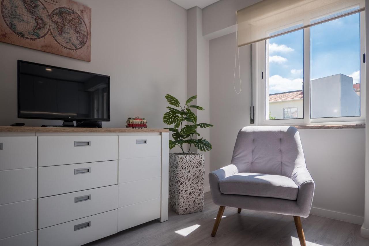 Rent4Rest Sao Bento Charming Apartment Lisbon Bagian luar foto